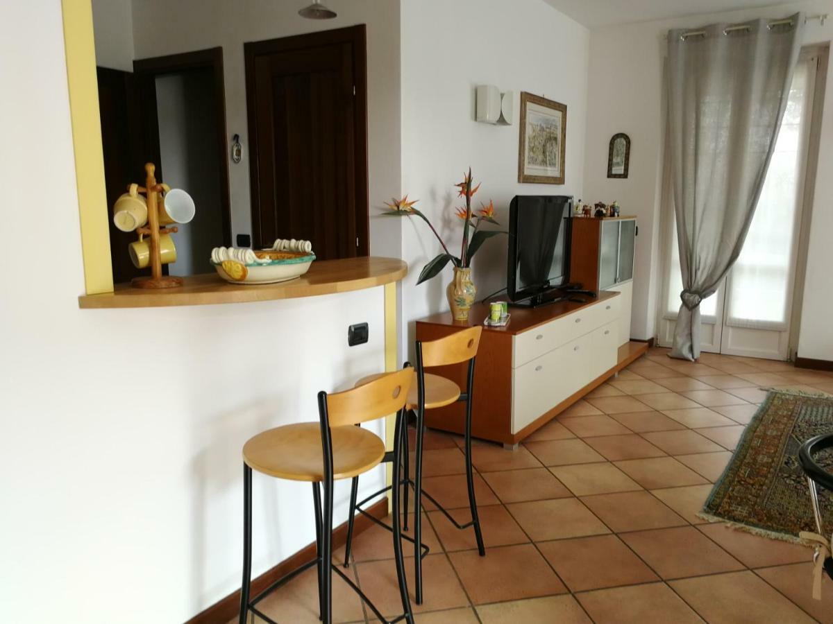 Casa Vacanze Stefy Пескантіна Екстер'єр фото